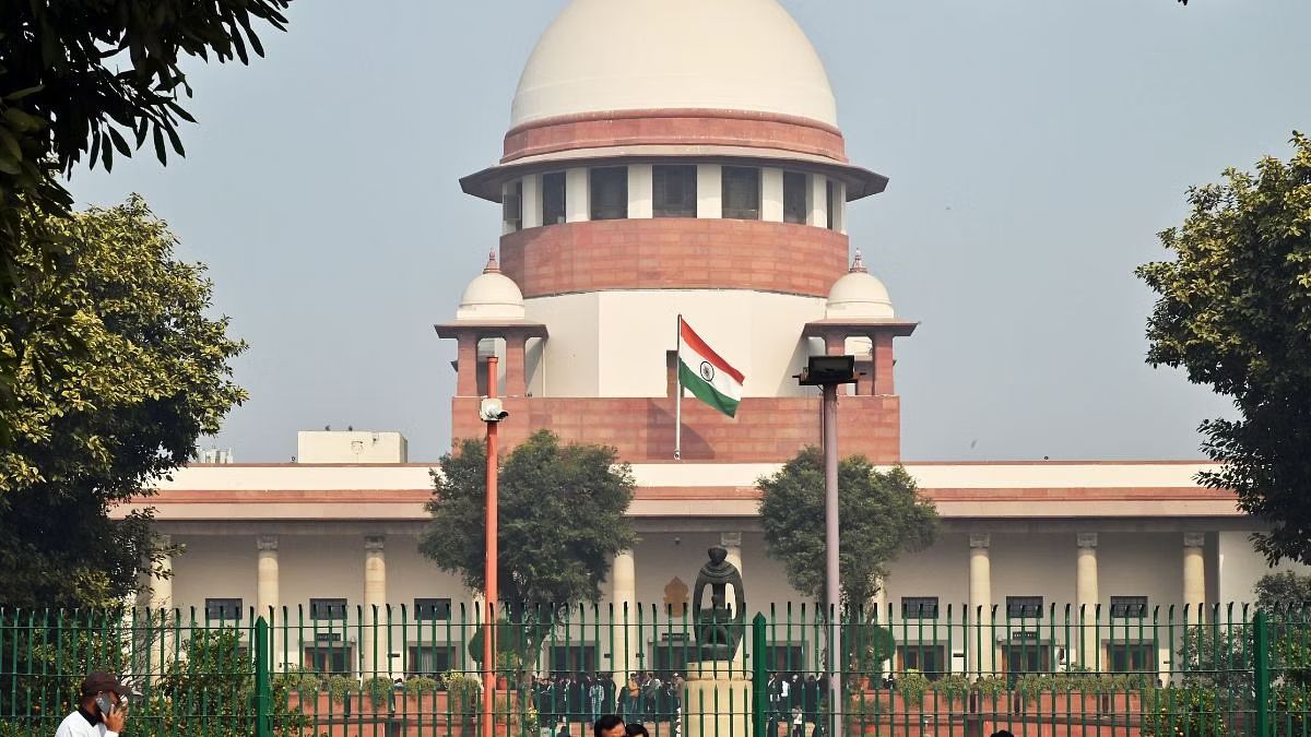 Supreme court to pronounce judgement on pleas challenging abrogation of Article 370 in Jammu Kashmir । जम्मू-कश्मीर से आर्टिकल 370 हटाने पर आज सुप्रीम कोर्ट सुनाएगा फैसला