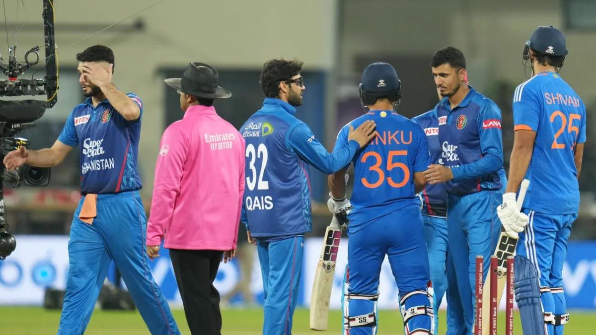 Afghanistan bowler Naveen ul Haq to feature in SA20 league durban super giants | भारत-अफगानिस्तान सीरीज खत्म होते ही साउथ अफ्रीका पहुंचा ये खिलाड़ी, SA20 लीग में लेगा हिस्सा