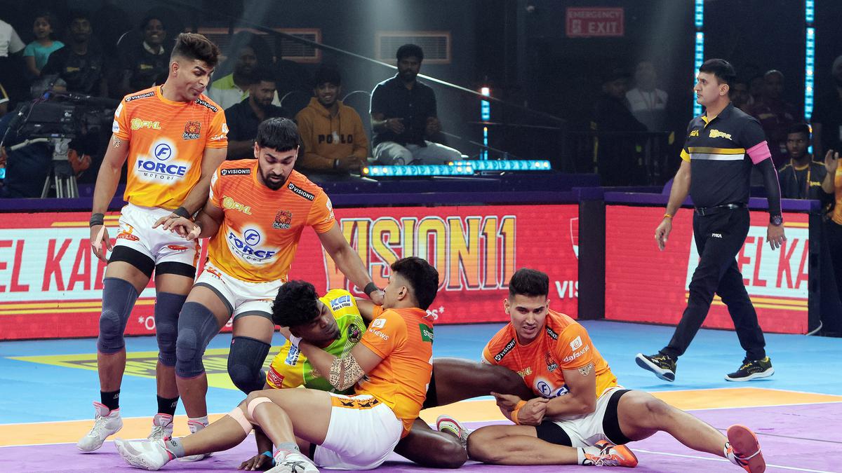 PKL 10 Semifinal 1: Puneri Paltan beats Patna Pirates to reach second consecutive final