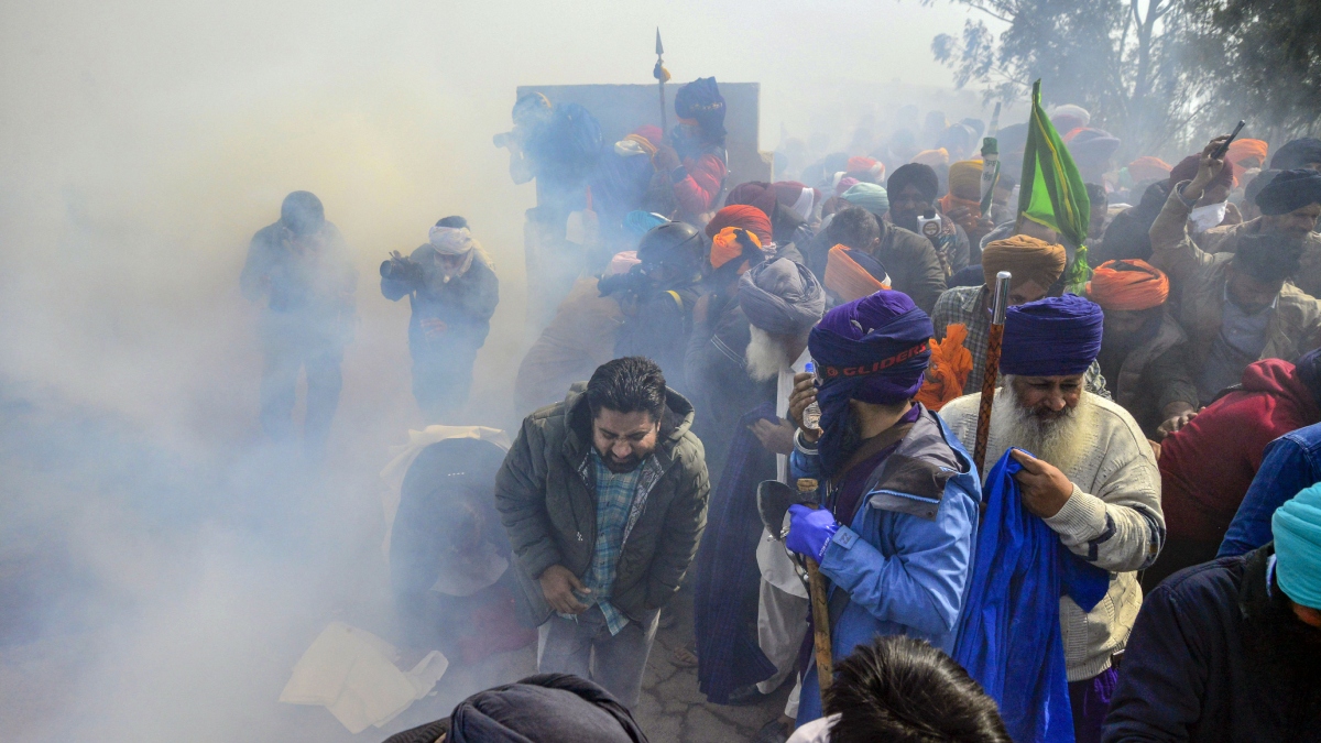 उग्र प्रदर्शन के बाद किसान संगठनों का बड़ा ऐलान, कल और परसों नहीं होगा दिल्ली कूच