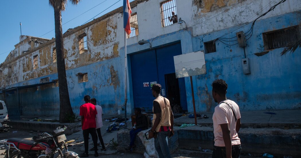 Inmates Escape After Attacks on 2 Prisons in Haiti’s Capital