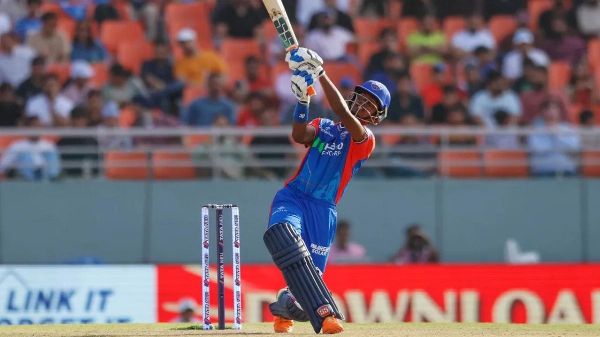 ipl 2024 Abhishek Porel smashed Harshal Patel for 25 runs in a over | 4,6,4,4,6… प्लेइंग 11 में जगह ना मिलने वाले खिलाड़ी ने मचाया गदर, 10 गेंदों की पारी में बना दिए इतने रन