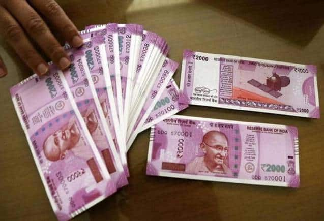 7th Pay Commission: मार्च में इतनी बढ़कर आएगी केंद्रीय कर्मचारियों की सैलरी, चेक करें पूरा कैलकुलेशन