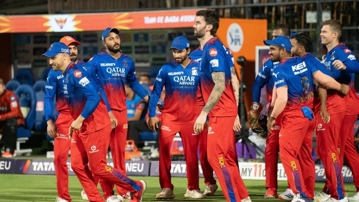 SRH vs RCB: रॉयल चैलेंजर्स बेंगलुरु का IPL में बड़ा कीर्तिमान, लीग के इतिहास में ऐसा करने वाली बनी दूसरी टीम