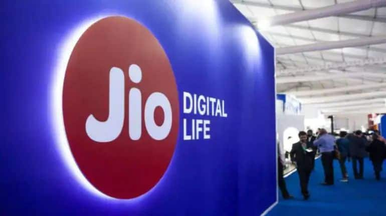 Jio Financial Results: सालाना आधार पर जियो फाइनेंशियल का नेट प्रॉफिट 13% बढ़कर 5,337 करोड़ रुपए रहा