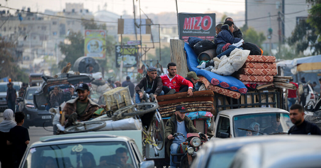 Israeli Tanks Enter Rafah and Take Control of Border Crossing: Live Updates