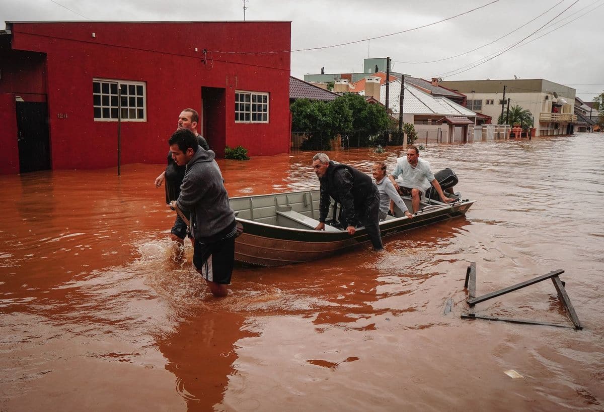 Brazil Floods: दक्षिणी ब्राजील में बाढ़ से भारी तबाही, 57 लोगों की मौत, 373 लापता