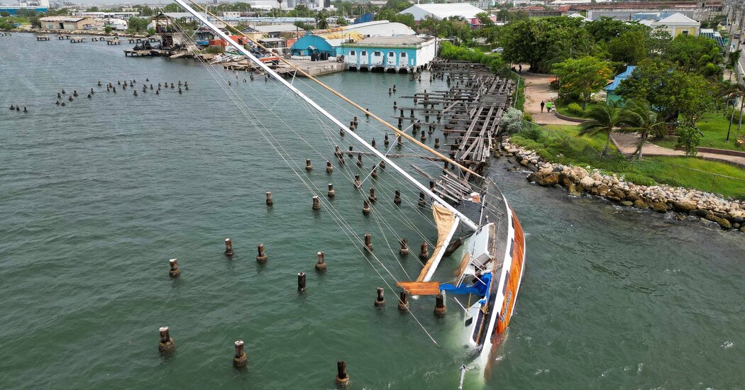 Hurricane Beryl Bears Down on the Yucatán Peninsula